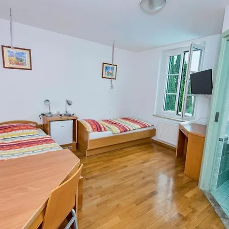 Hotel Vila Pacug