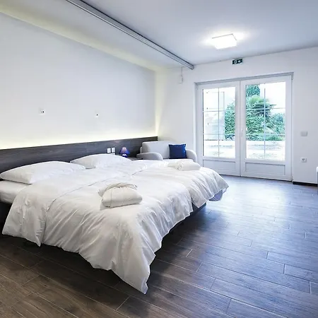 Vila Pacug Hotel